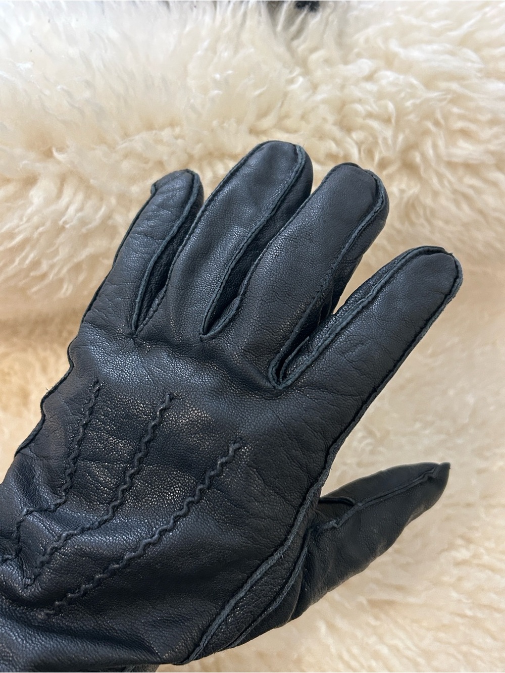 Classic Black Leather Men's Gloves